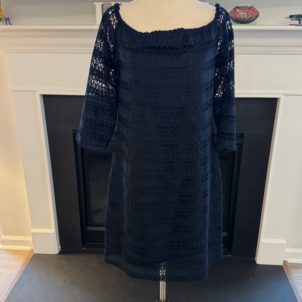 Ellie Kai Navy Lace Shift Dress | Size Medium